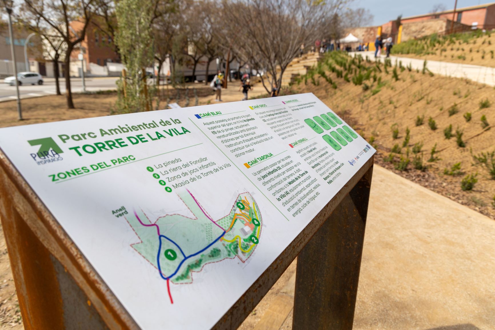 El Parc Ambiental de Torre de la Vila, on hi ha la placa d'Un arbre per Europa