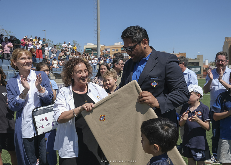 Afa Tauli, amb la presidenta del club i l'alcaldessa de Sant Boi
