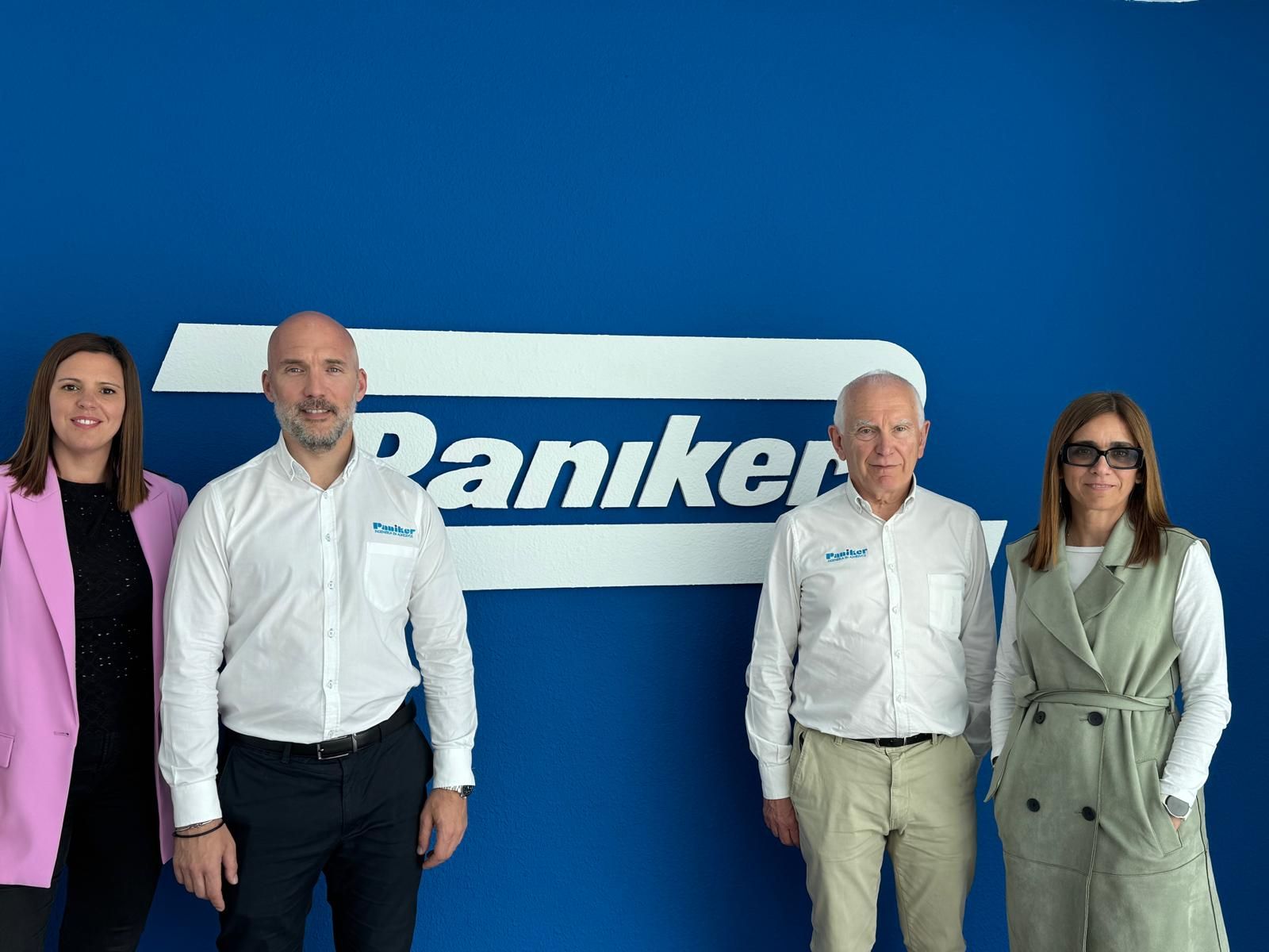 Visita a Paniker