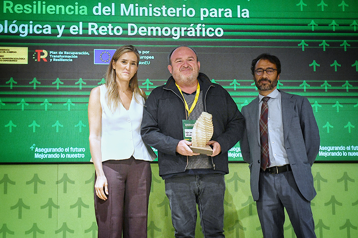 El tinent d'Alcaldia Javier López va recollir el reconeixement a Madrid de mans de la ministra