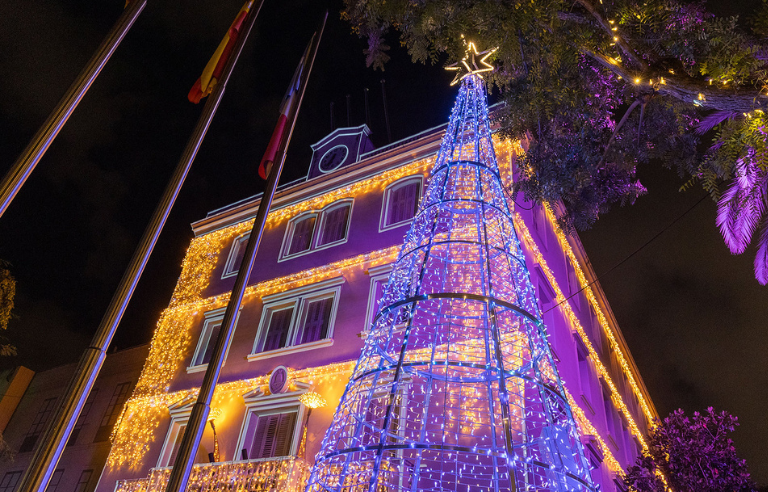Encesa de llums a plaça de l'Ajuntament