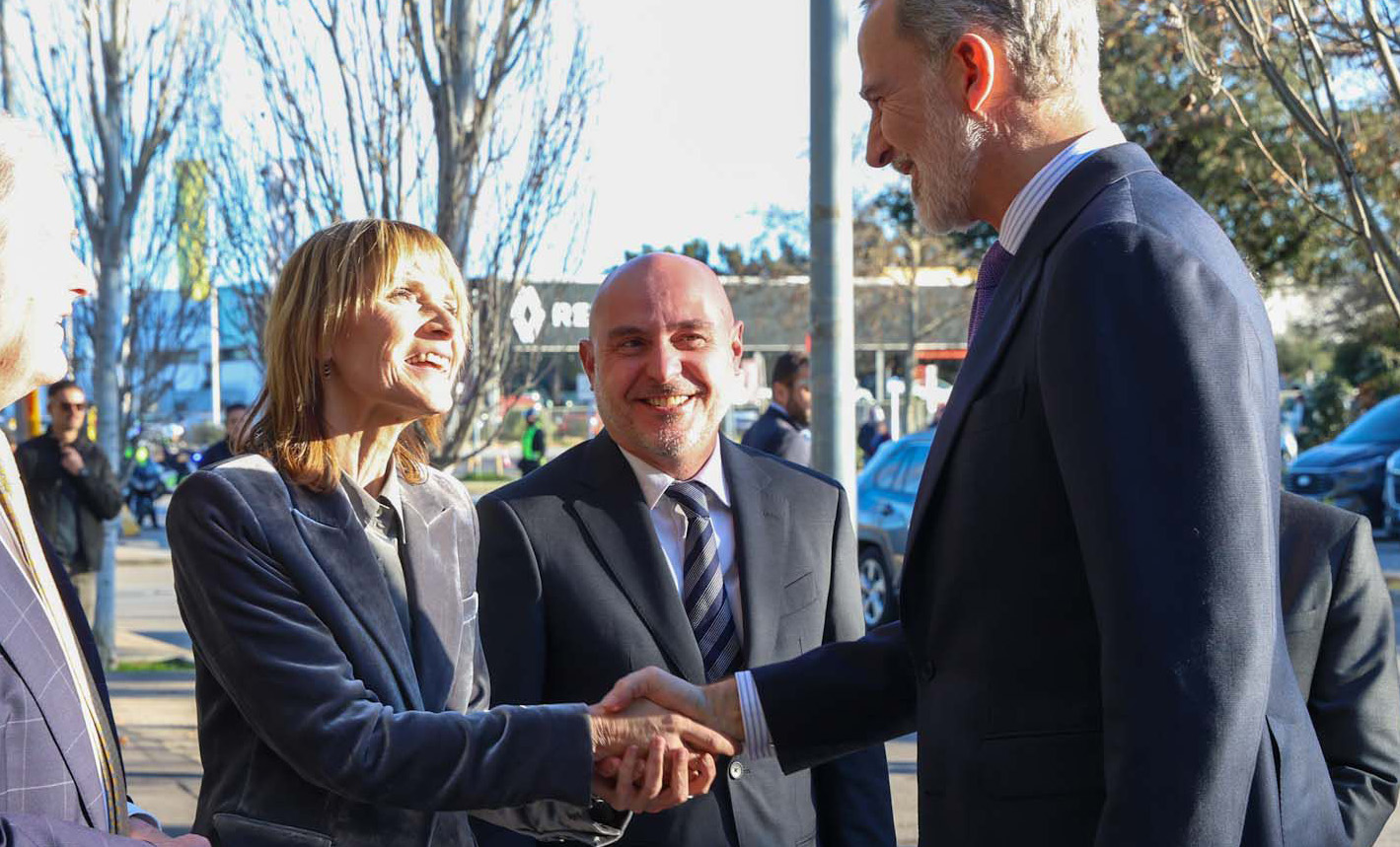 Felip VI saluda l'alcaldessa