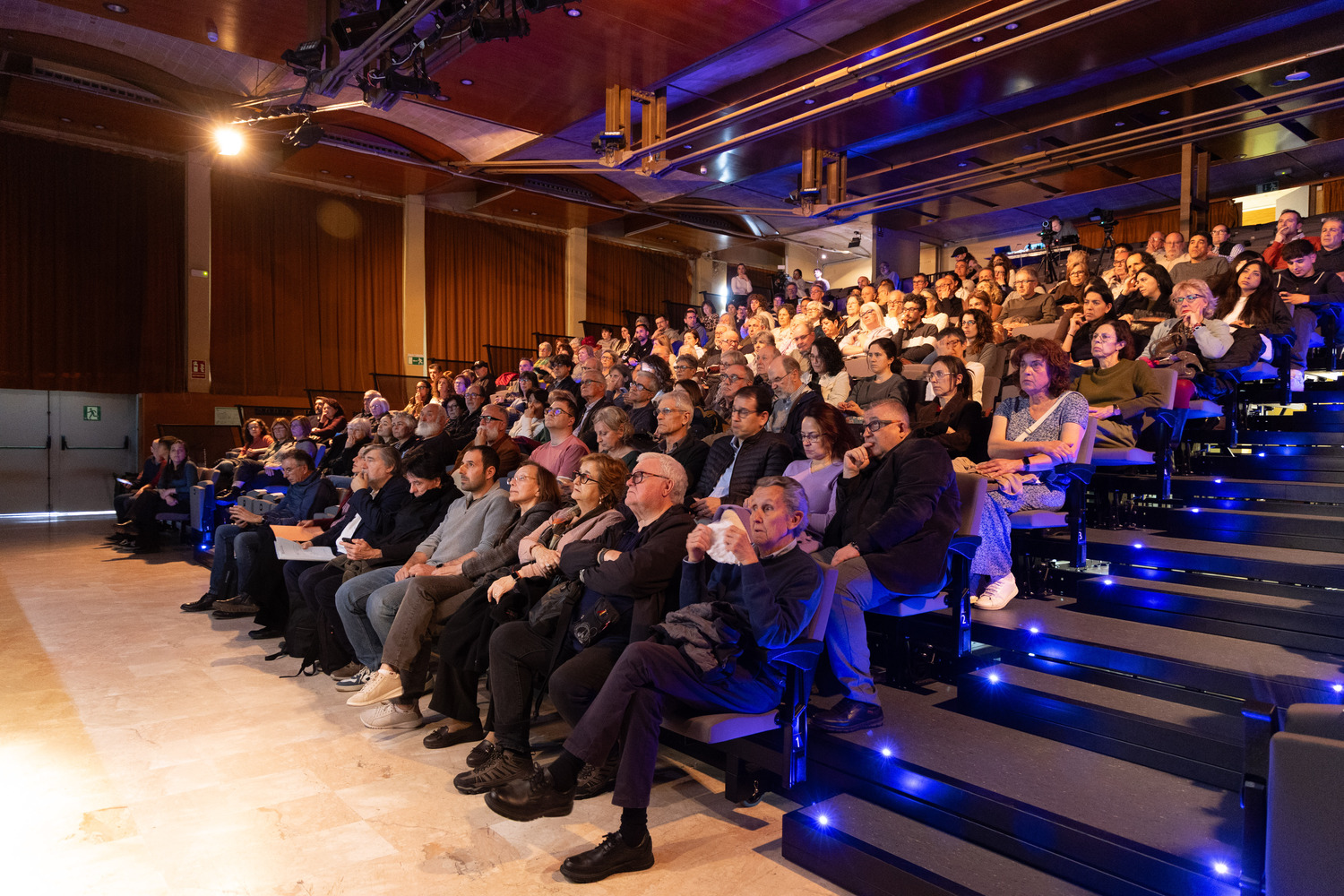 L'acte va tenir lloc a Can Massallera davant una nodrida presència de públic