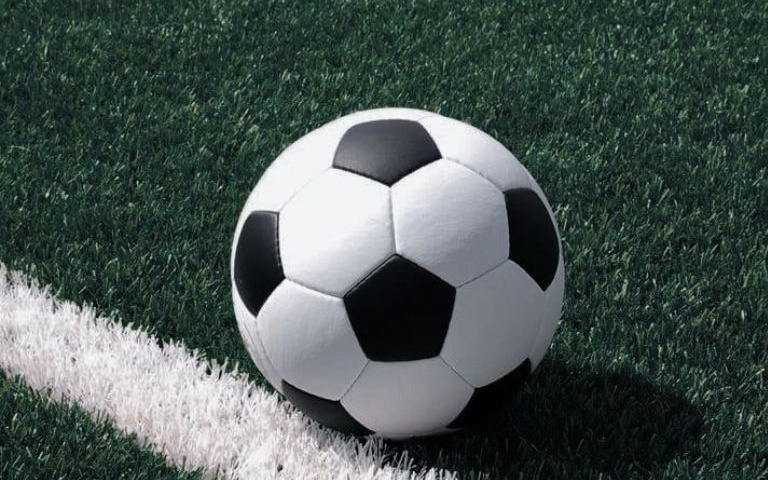 Tarda de futbol per a joves