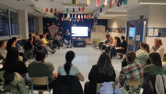 Activitat de formació a famílies