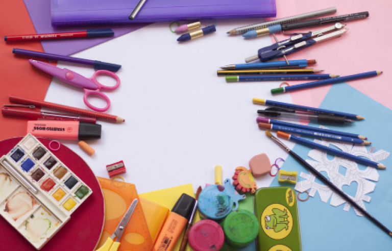 Material escolar variat 