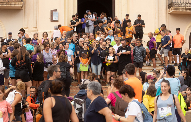 Acte institucional a les escales de l'ermita, l'any passat
